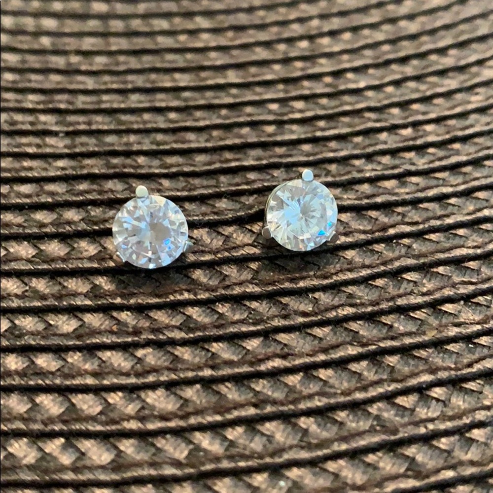 Diamond (cubic zirconia) studs. 2 KT.